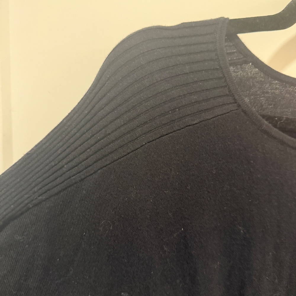 Lilly Pulitzer Black Ribbed Shoulder Pullover Sweater - Size S - Picture 2 of 8